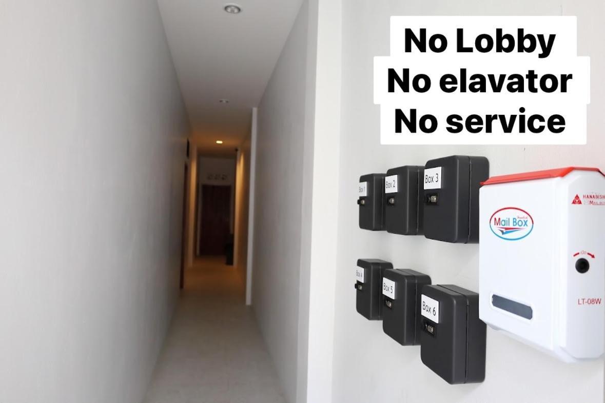 Y House Patong Hostel Luaran gambar